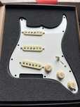 Fender Custom Shop Fat 50s loaded pickguard jak nowy
