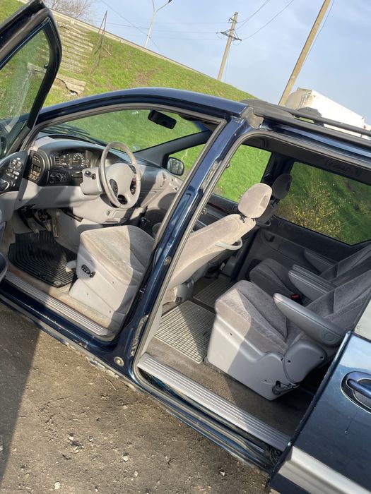 Продам крайслер 2.5турбодизель в отлично состоянии