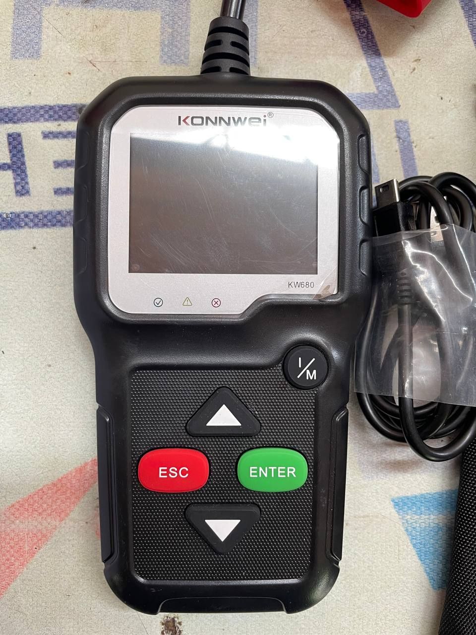 Сканер авто тестер KONNWEI KW 680,цветной экран