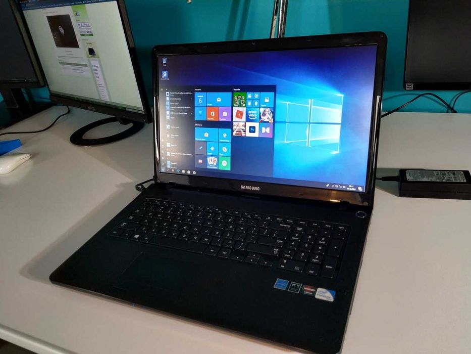 Laptop Samsung Intel ATi Radeon 15.6" Gwarancja 12 miesiecy