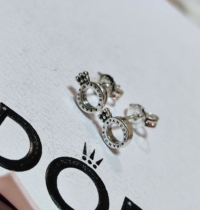 Kolczyki sztyfty O w Koronie S925 ALE