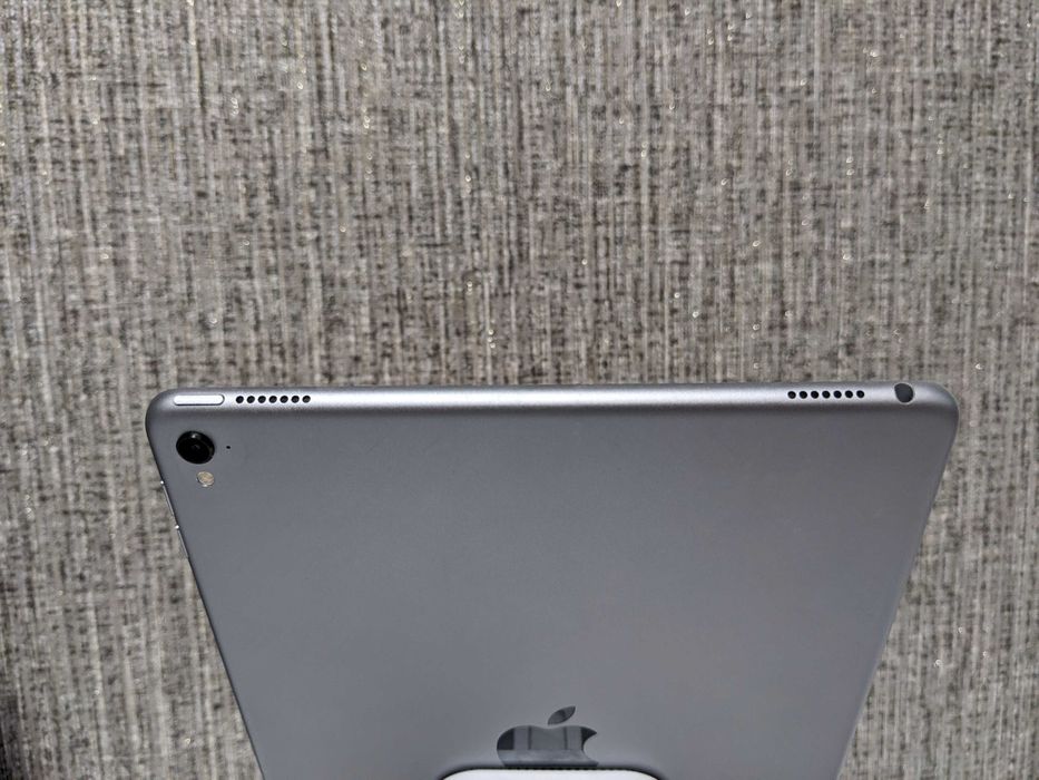 Apple iPad Pro 9.7 на 128 GB #126
