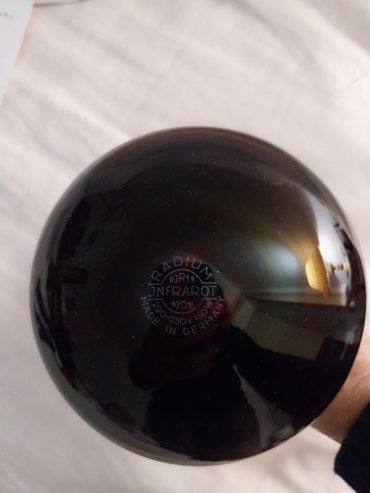 Radium Infrarot RIR 150 W / 230 V, 
Base E27 (rosca normal)Base E27 (r