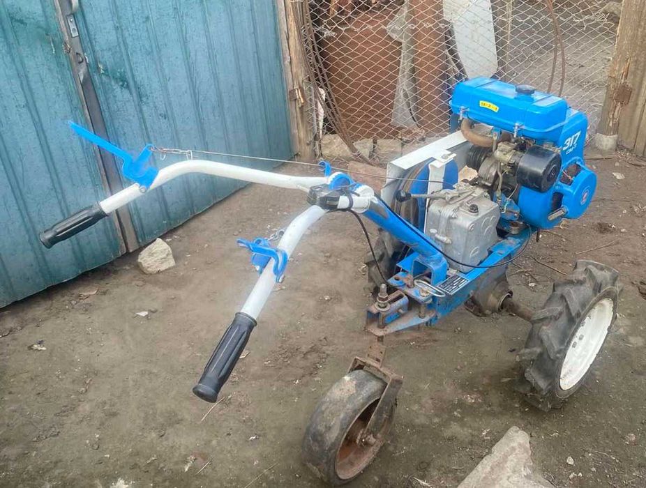 Продам мотоблок Нева МБ-2