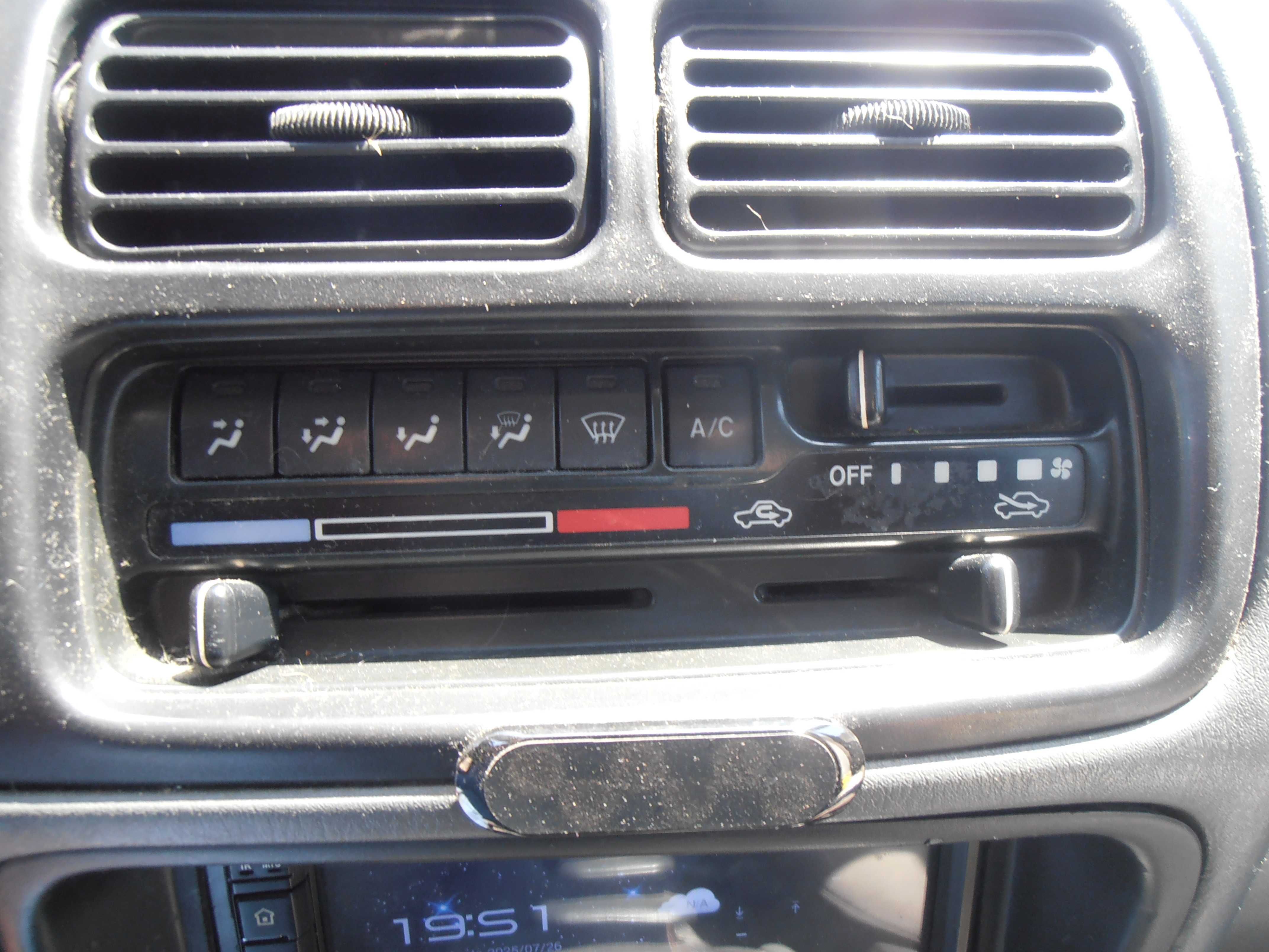 suzuki grande vitara ano 2000 a/c