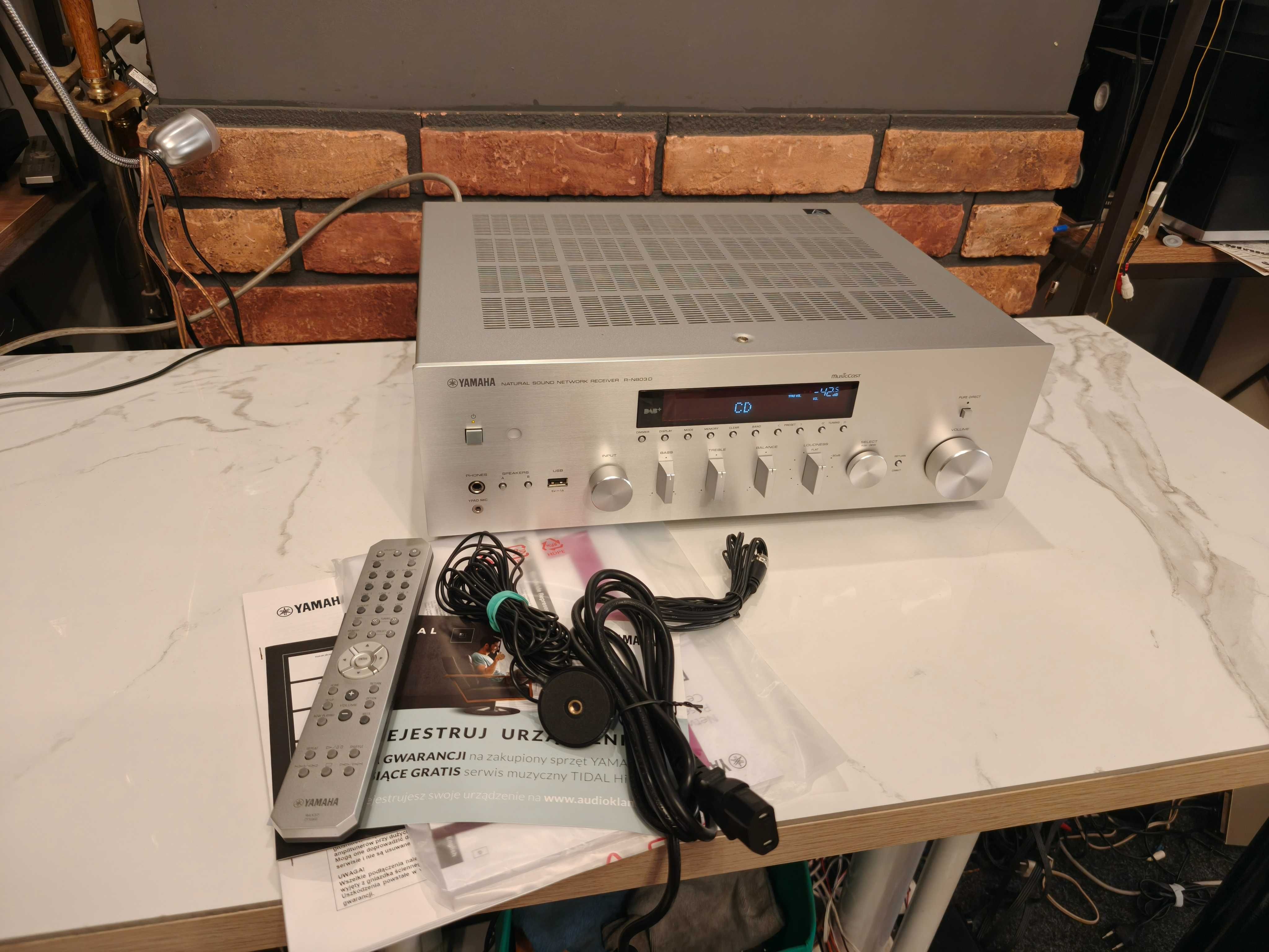 YAMAHA R-N803D ! Amplituner Stereo Sieciowy ! Jak nowy !