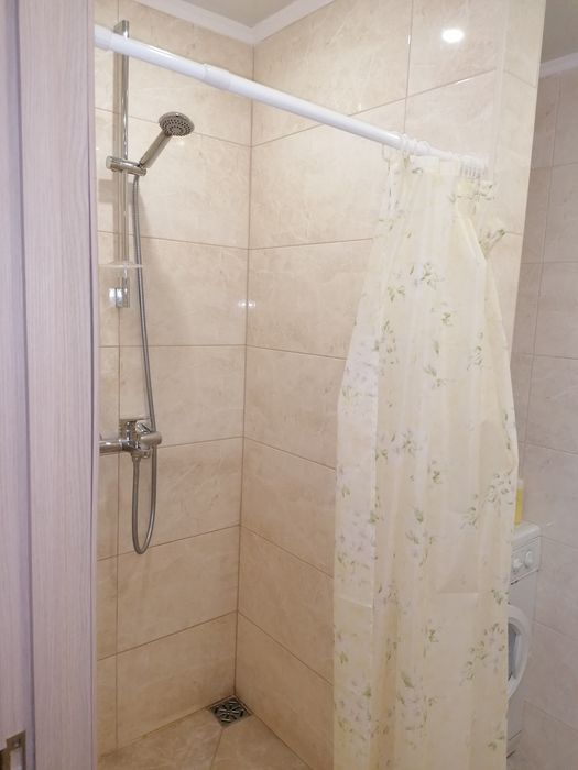 1к кв напротив Макдональдса, свет есть,посуточно, почасово