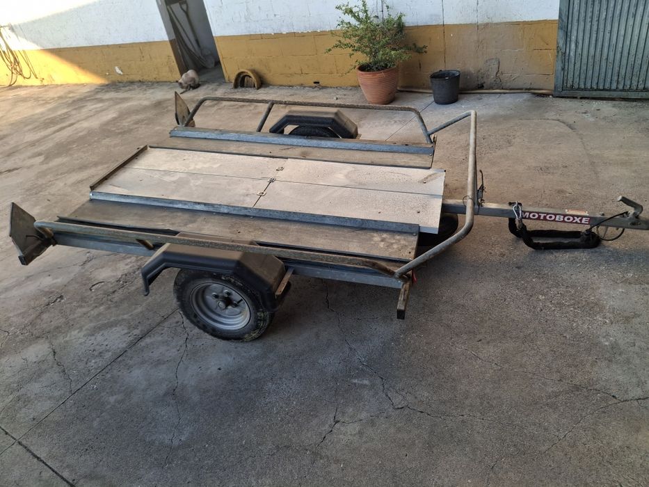 Reboque/ atrelado para motas