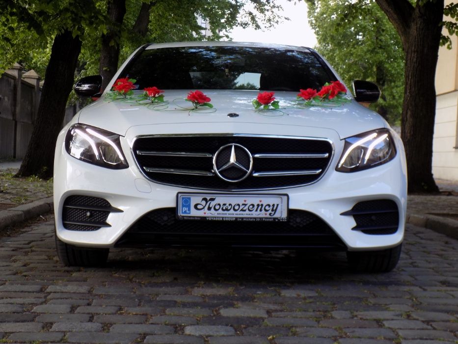 Auto do ślubu. Mercedes W213 do wynajęcia na ślub.