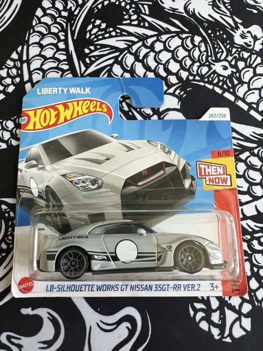 hot wheels nissan gtr r35