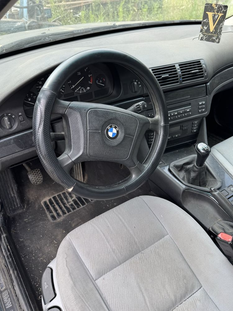 BMW e39 523i swap 528i manual