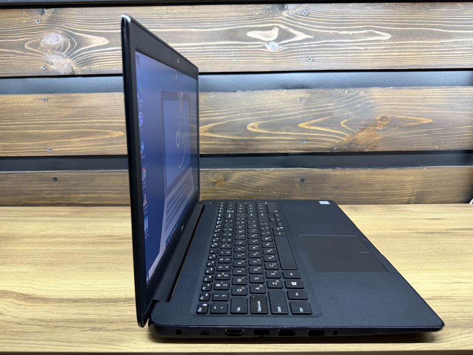 Dell Latitude 3500 15,6"FHD i5-8265u/16 GB DDR4/M2 256Gb/18% зносу