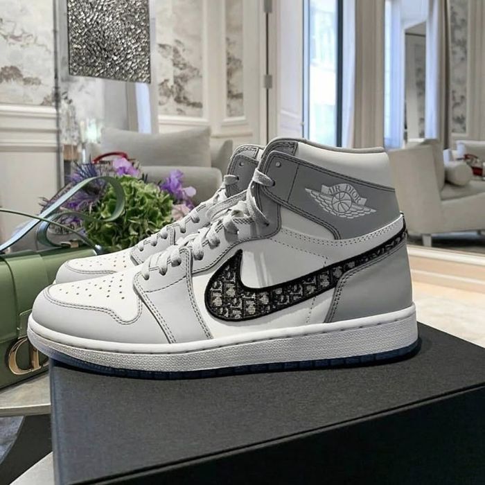 Nike Air Jordan Dior