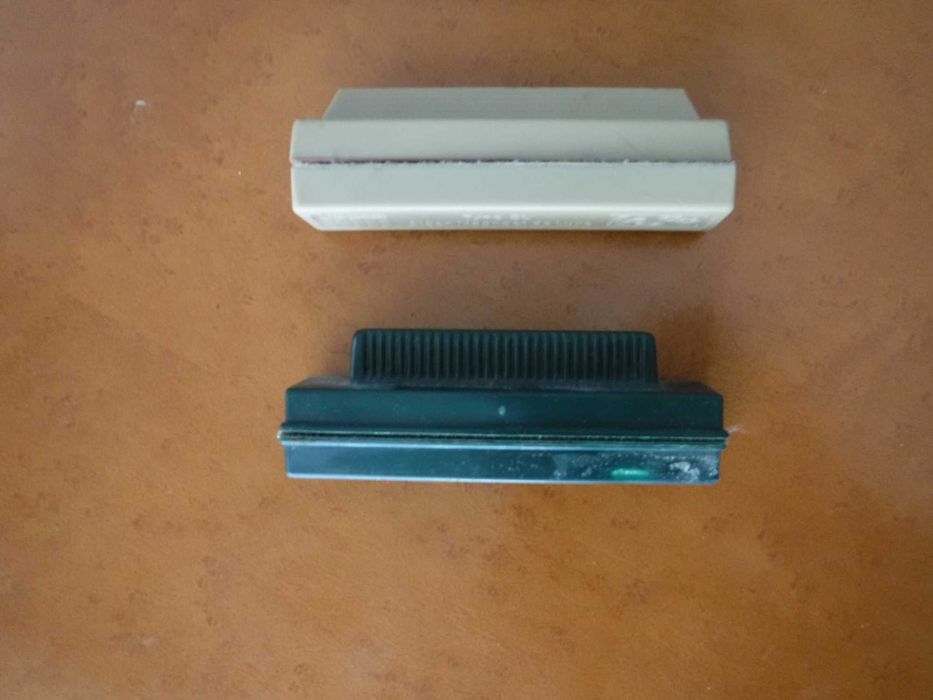 Limpador de aquários magnético verde ou bege