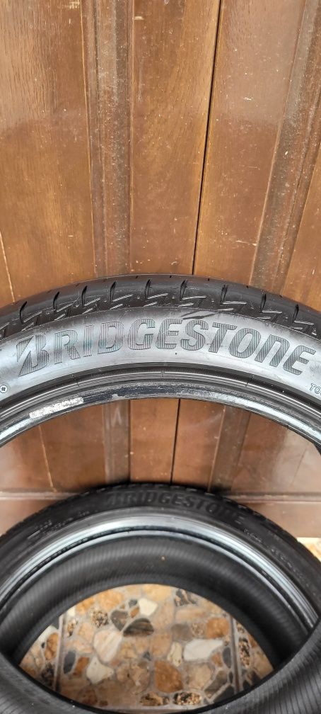 Шини 235/45 R 18  Bridgestone Turanza .