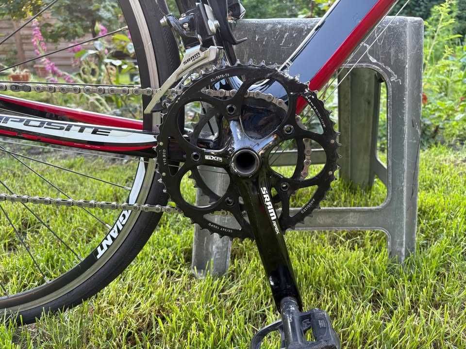 Rower szosowy Giant Defy Carbon, SRAM Apex, rozmiar L