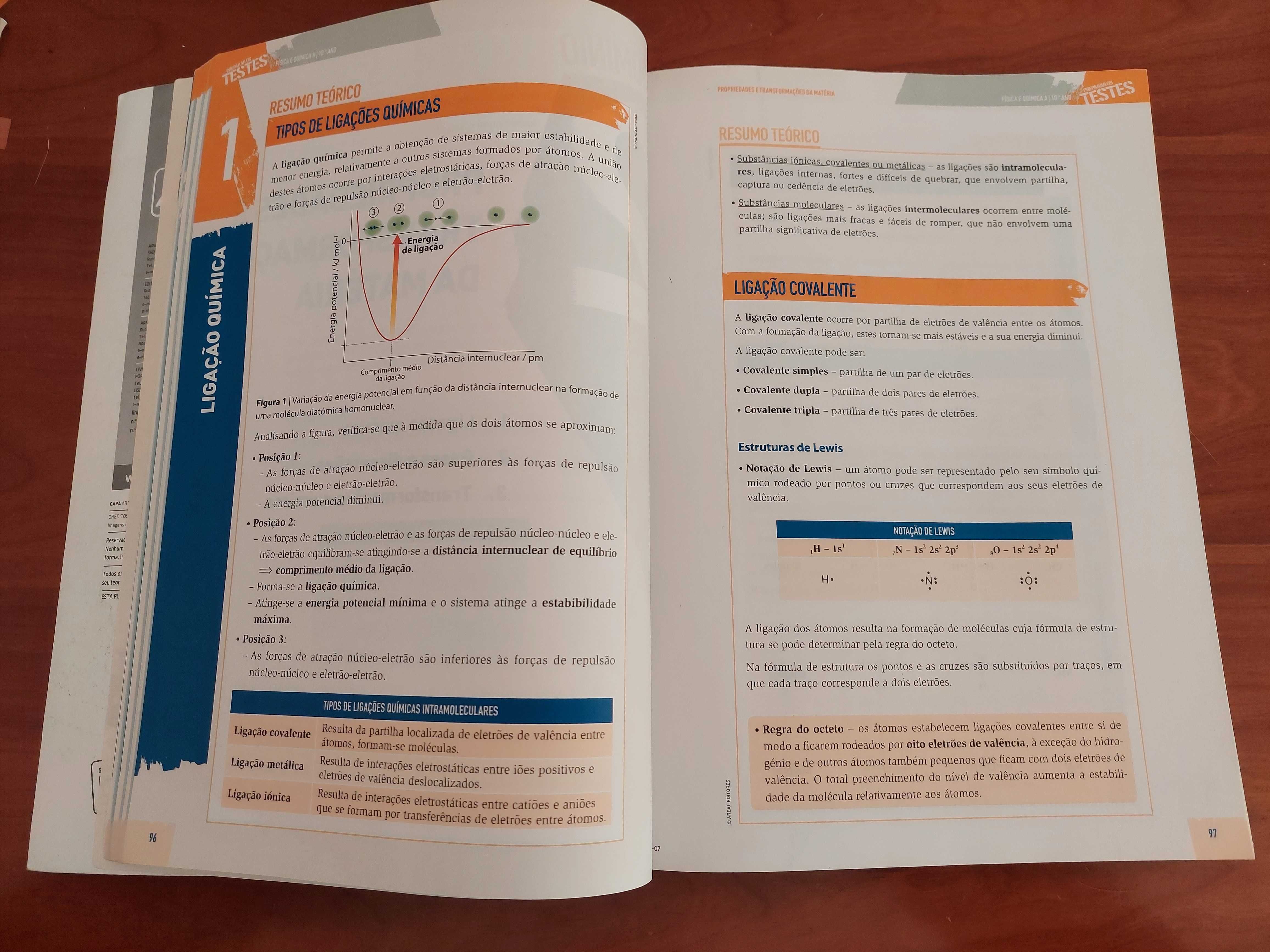 Livro "Preparar os Testes -Física e Química A" 10° ano