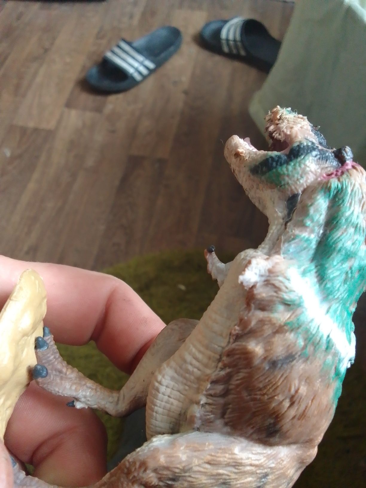 Dwie figurki collecta dinozaury