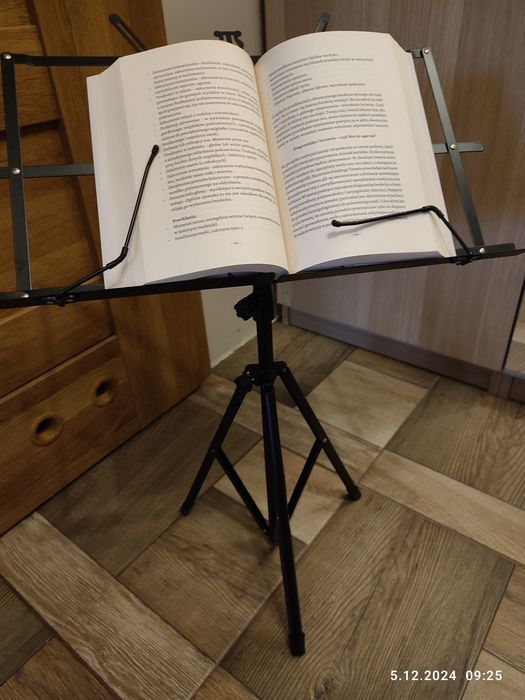 Nowy czarny metalowy stojak pulpit statyw na nuty