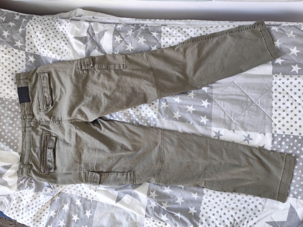 Spodnie cargo slim
