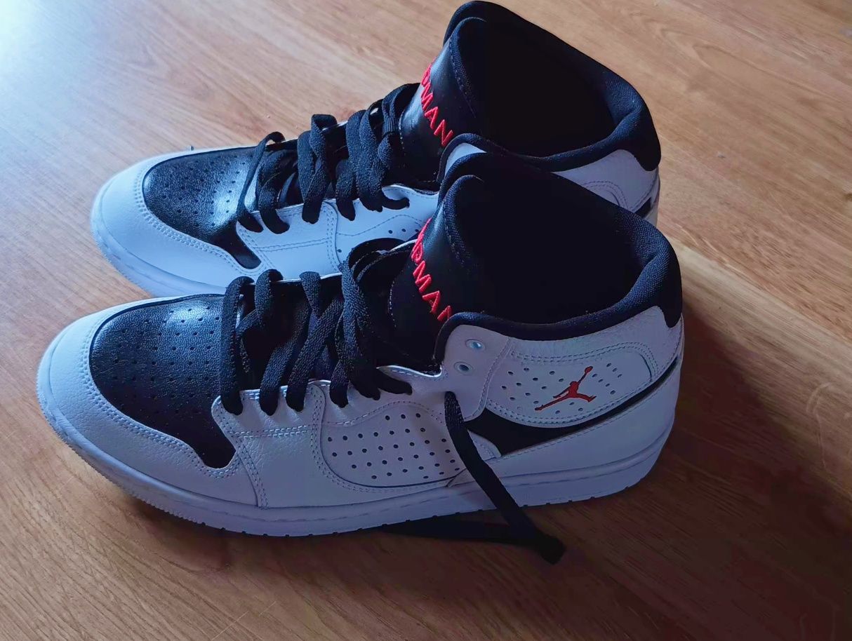 Jordan  ACCESS white