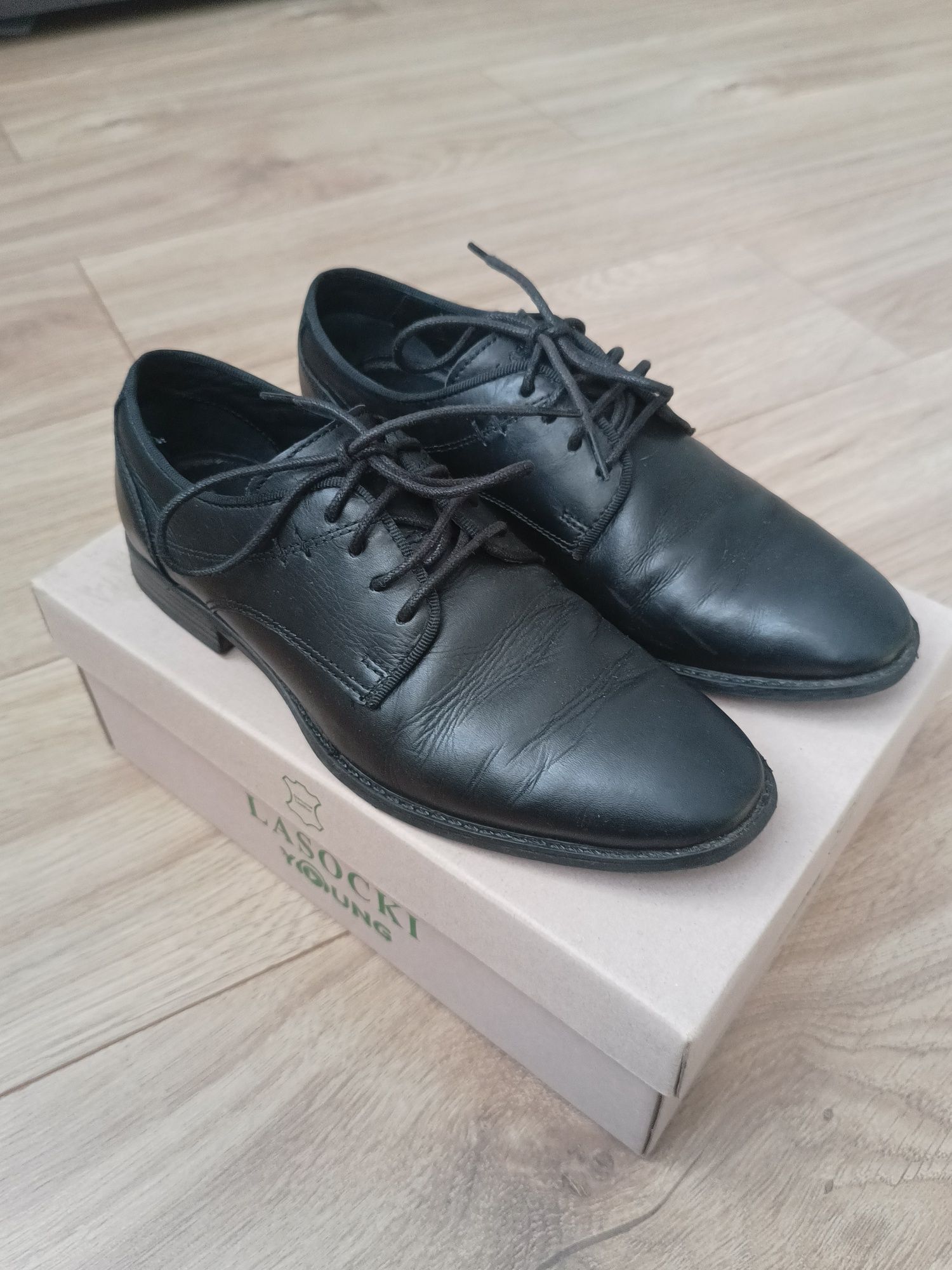 Buty wizytowe dla chłopca rozmiar 36 Lasocki