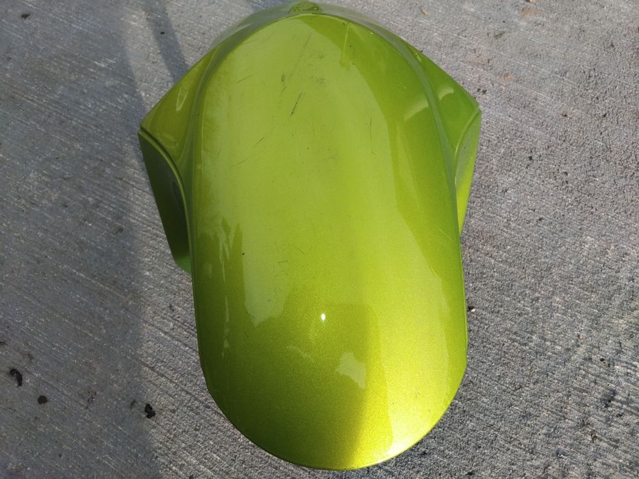 Błotnik przód Suzuki Glaudius Sv650