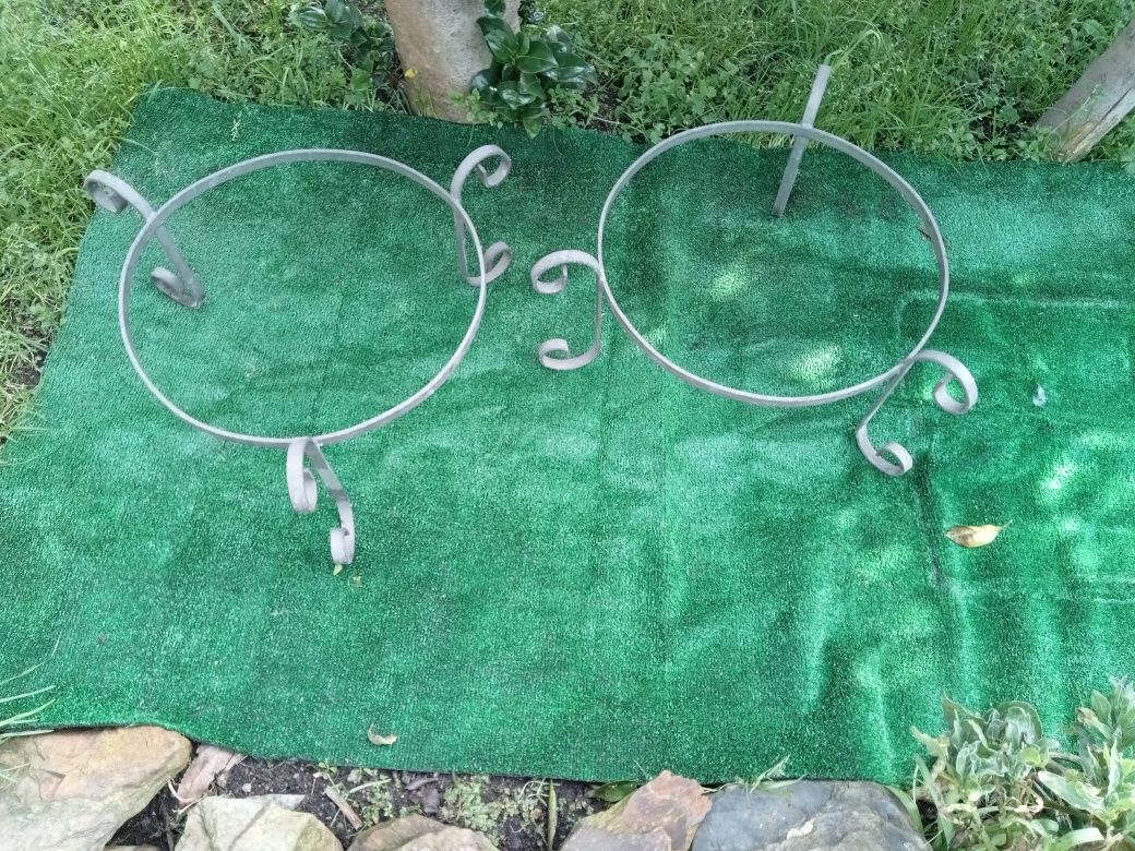 Suporte de vaso em ferro