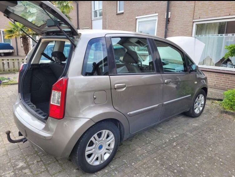 FIAT iDEA 1.9 Multijet