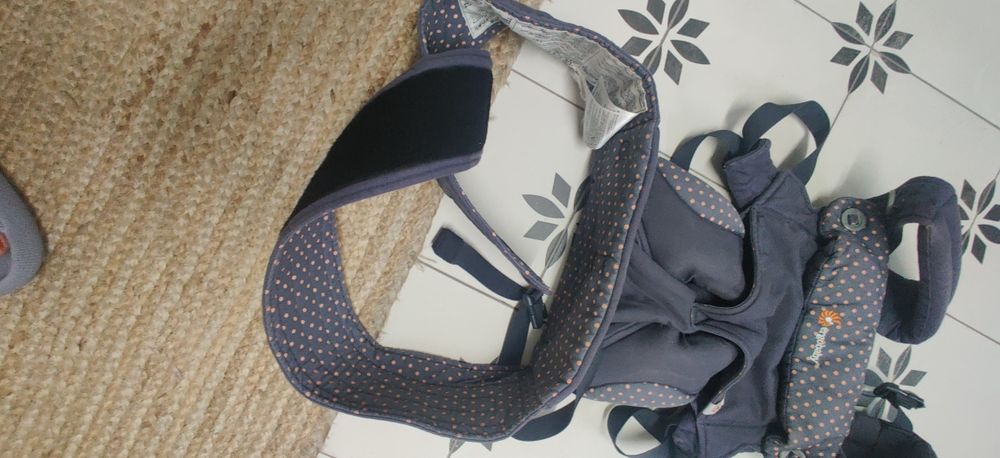 Mochila portabebé - Ergobaby Omni 360 com adaptador recém nascido