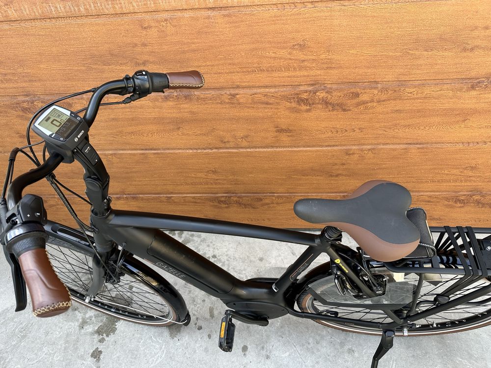 Gazelle Grenoble C8 r.57 elektryczny Bosch stan jak nowy