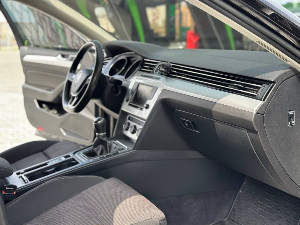 Passat B8 офіційний. 15р. В ідеальному стані !