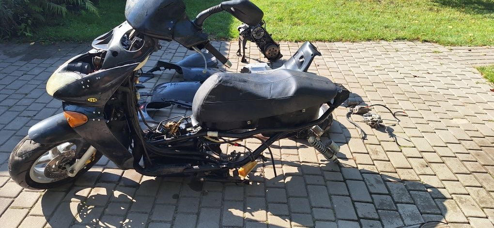 Aprilia Leonardo