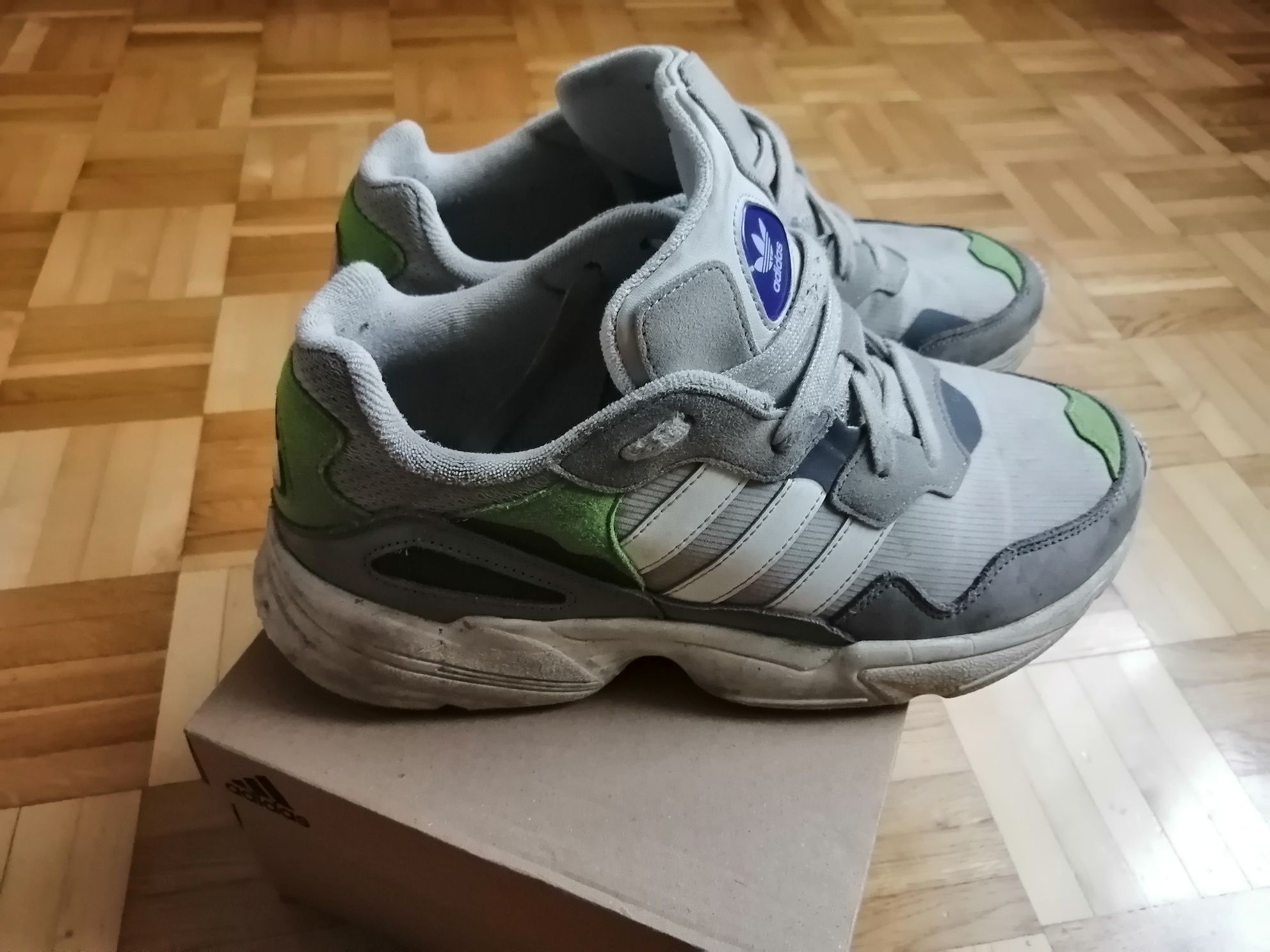 Adidas YUNG-96 rozm. 40 2/3 sportowe młodzieżowe