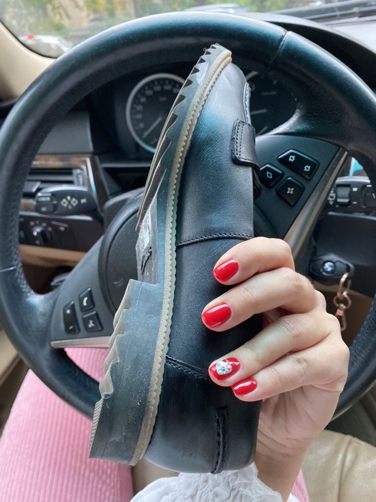 Мокасини шкіряні 37 р. Clarks