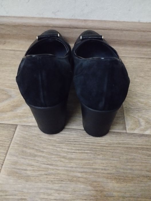 Туфлі шкіряні 39р.