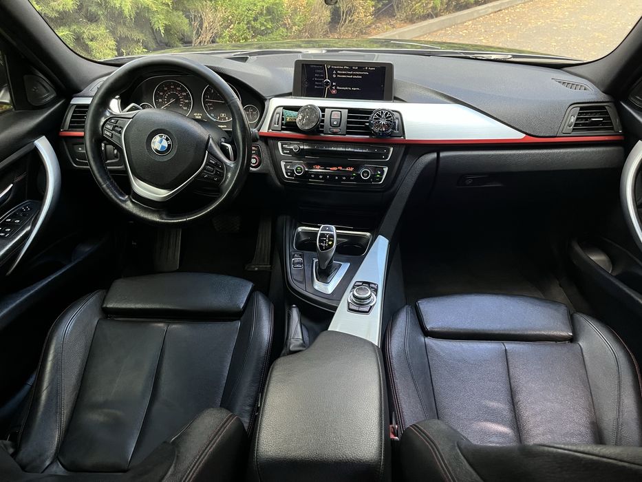 BMW 335I 2012 год