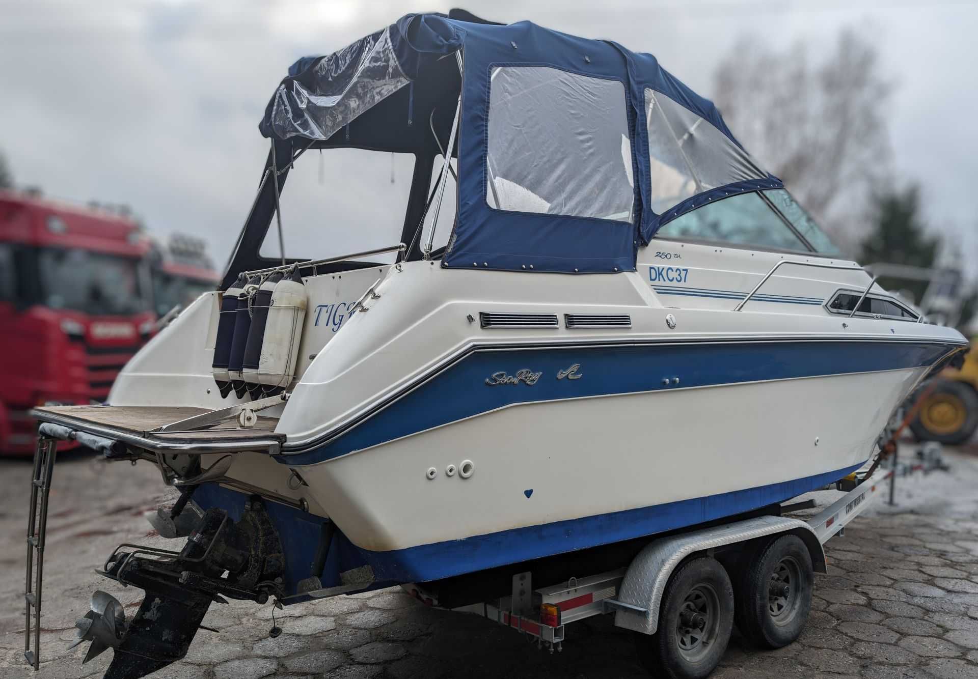 Jacht SEA RAY 250 DA