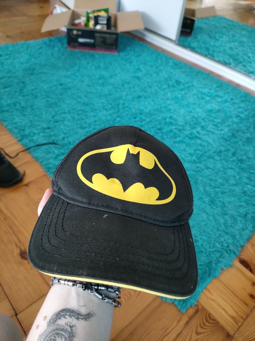 Czapka z daszkiem batman