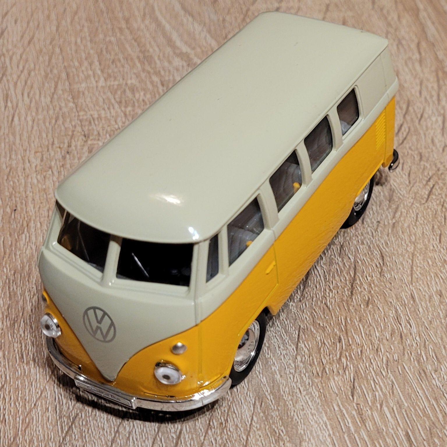 Model VW Transporter T1  12cm