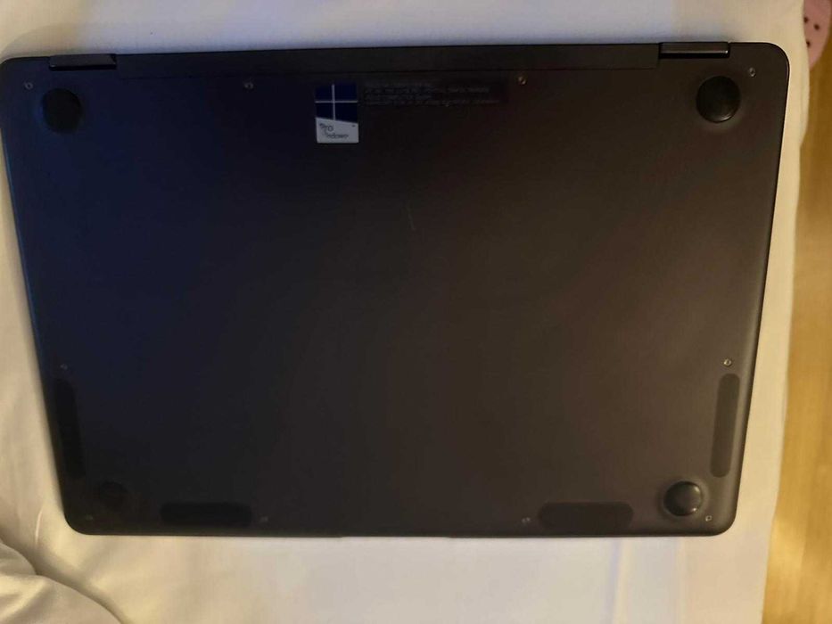 Asus ZenBook Flip S UX370U 13-inch Core i7-8550U - 16GB - SSD 512 GB