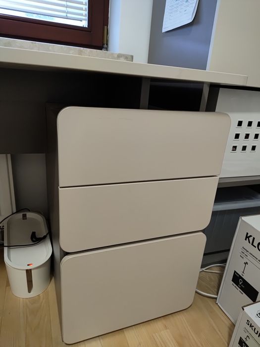 Biurko VOX używane, stan b.dobry