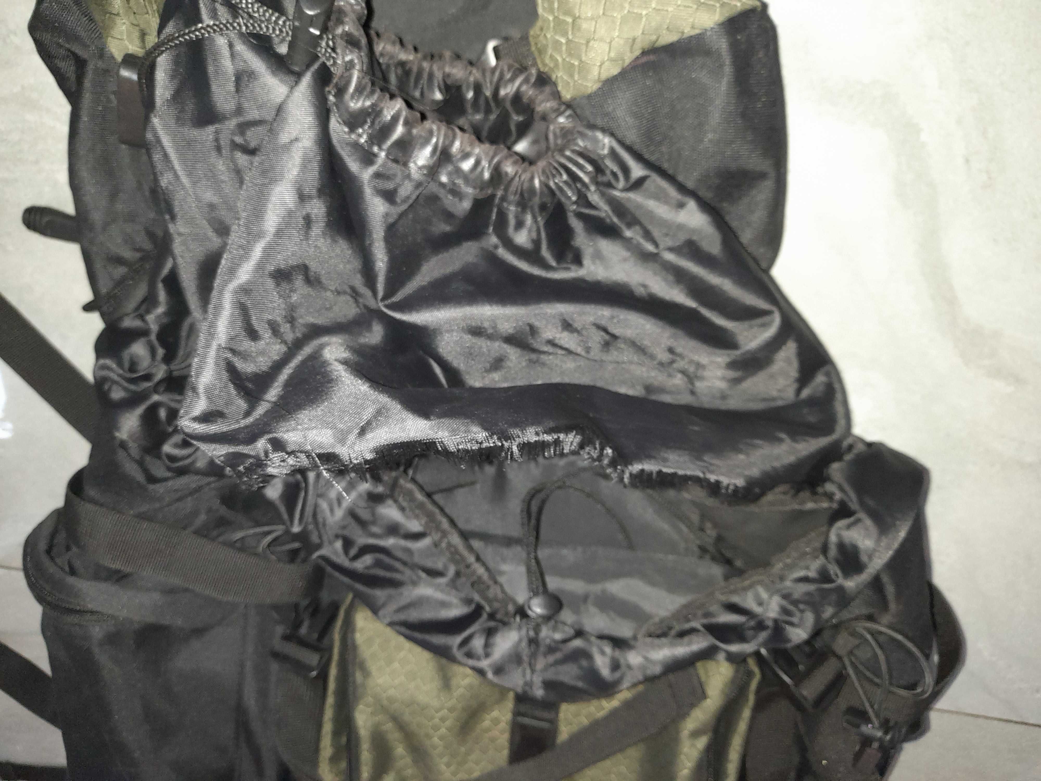 Amazon Basics – plecak turystyczny 75l