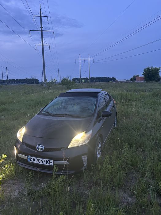 Toyota prius 30 2011