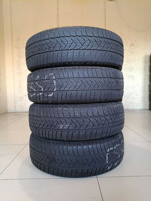 Комплект шин б/у 225/60R18 104H Pirelli Sottozero 3 RUN FLAT