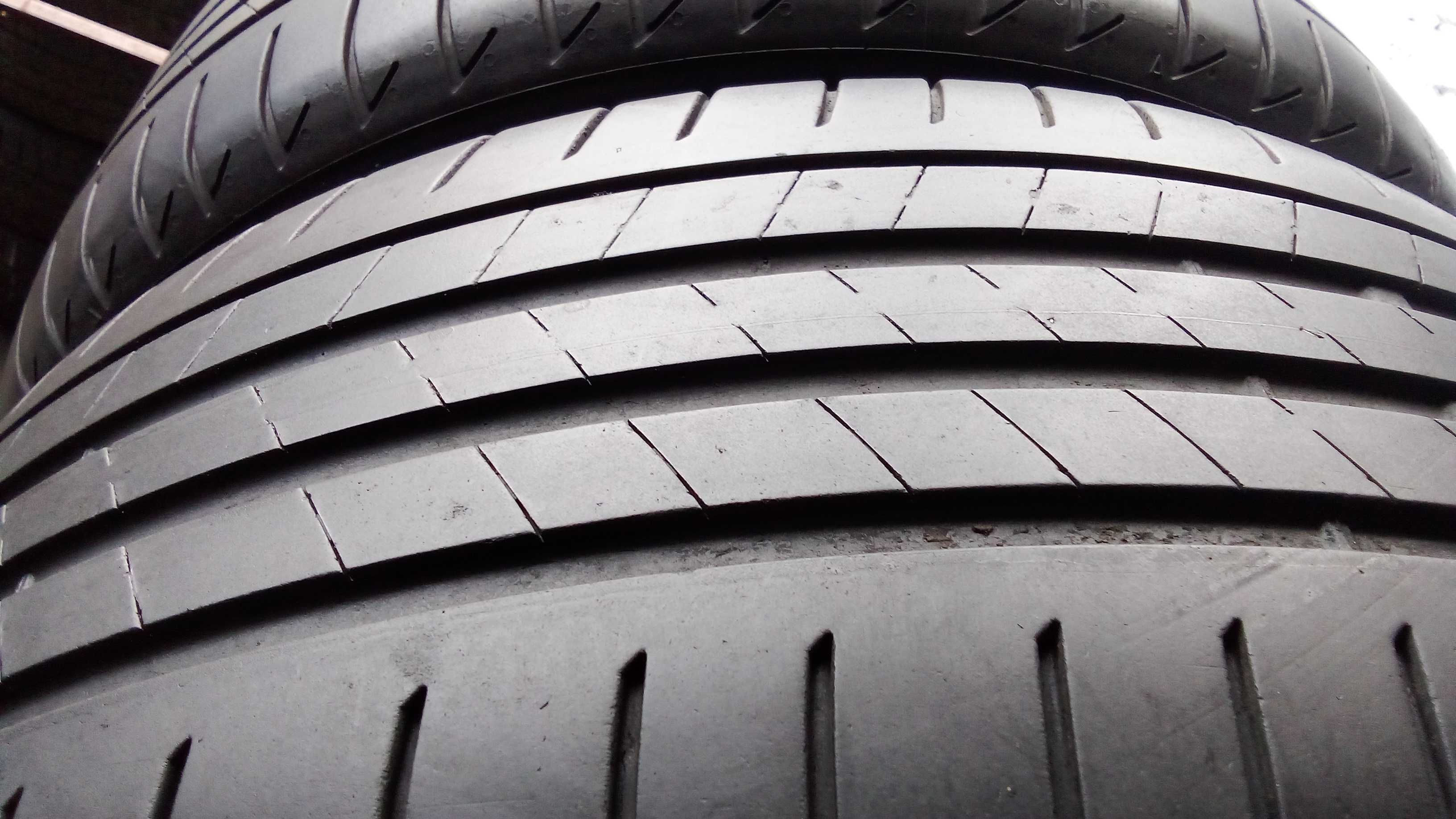 Opony Letnie Bridgestone 225x50x17 98W 100 zł sztuka