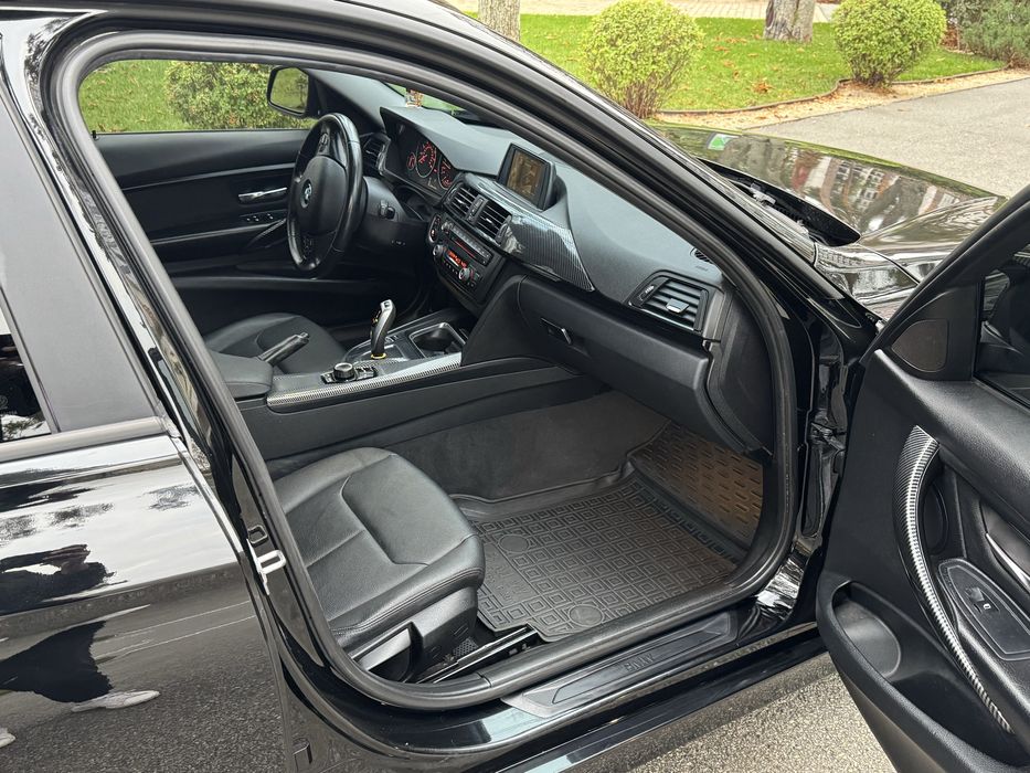 Продам свою bmw f30