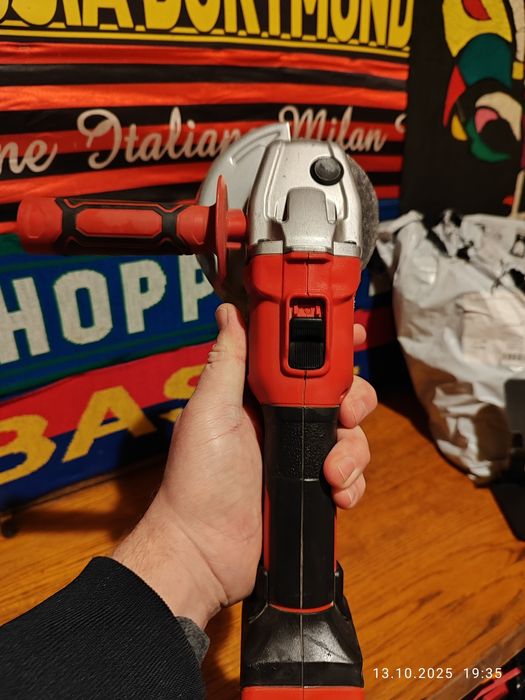 Безщиткова болгарка einhell axxio