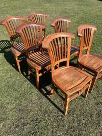 Krzesla z drewna