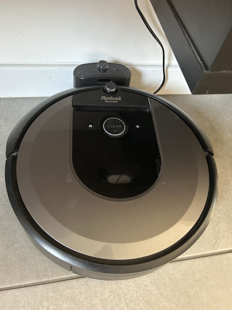 Irobot roomba i7